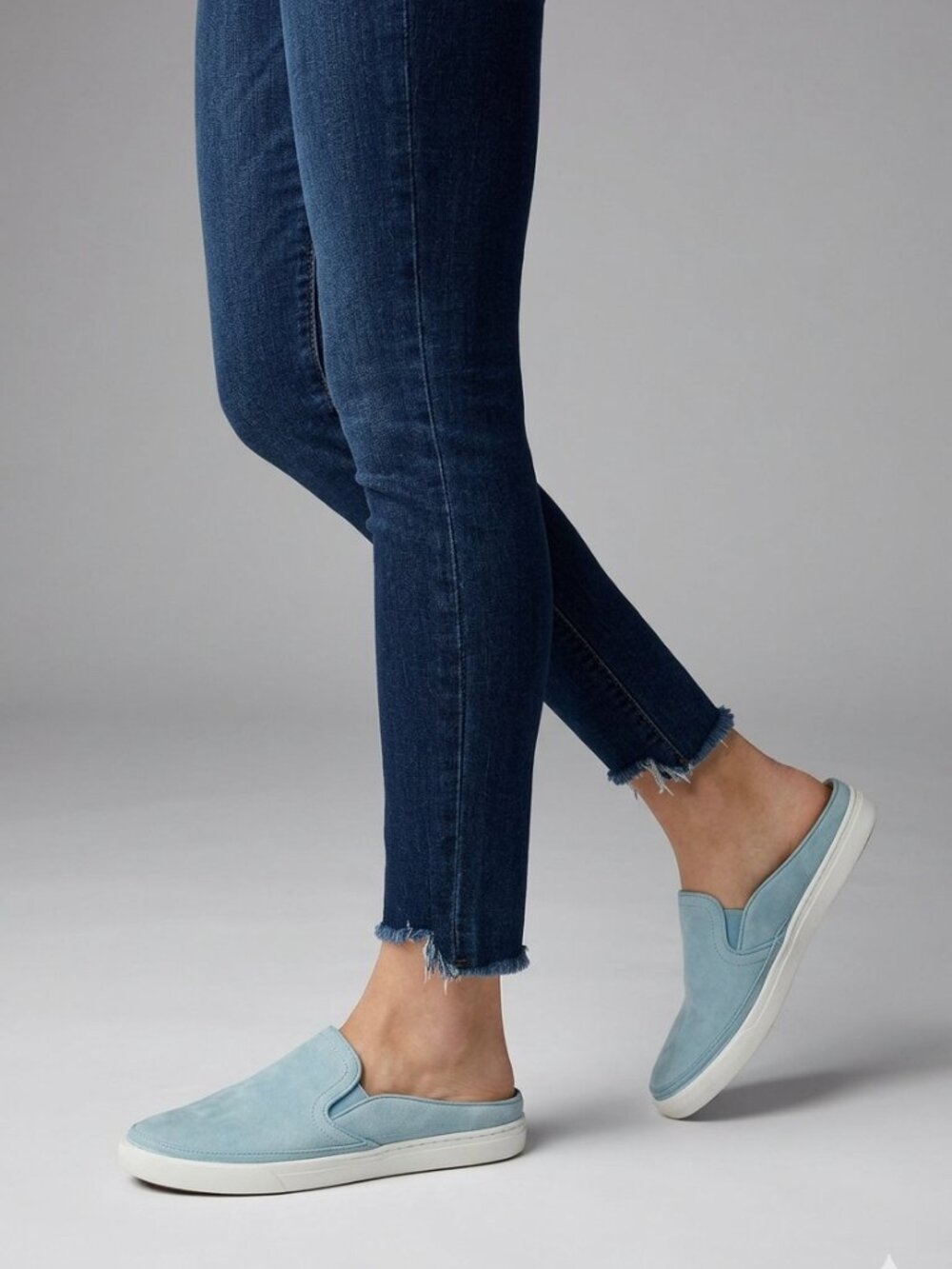 Vionic Effortless Womens 8 Slip On Sneaker Mules Shoes Blue Nubuck Leather